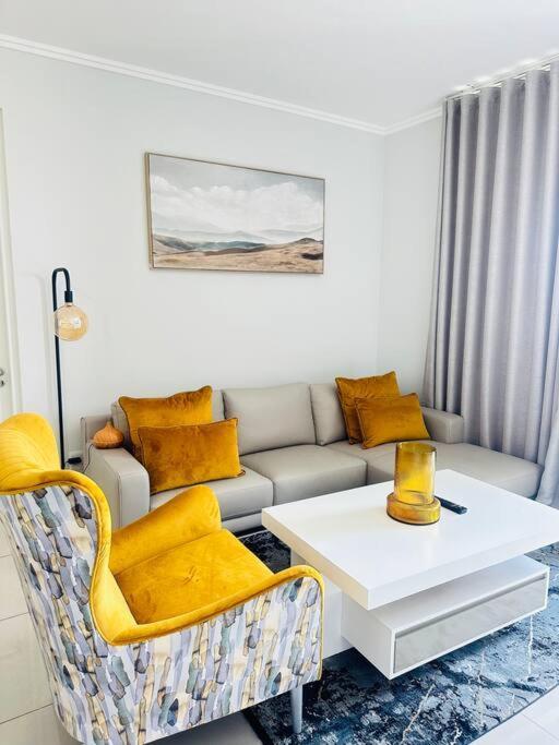 Waterfall Peaceful Oyster Apartment Midrand