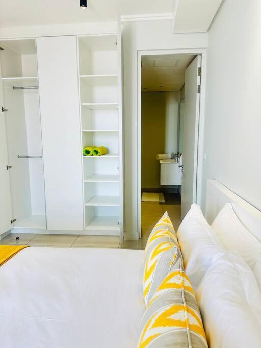 Apartment Waterfall Peaceful Oyster Midrand
